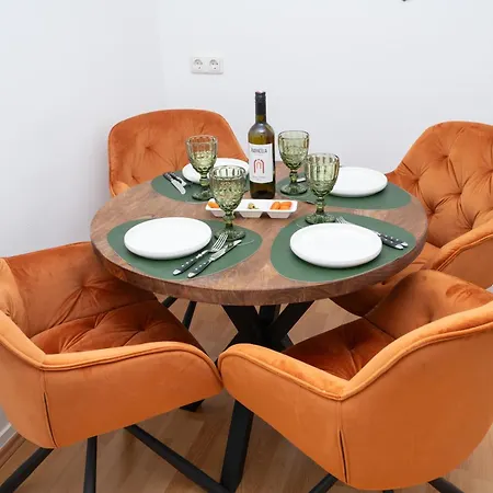 Апартаменты Mango - Mit Balkon *
